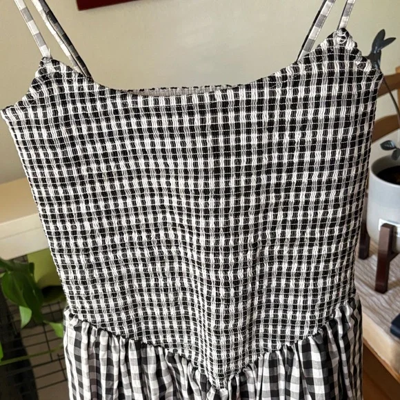 Abercrombie Black+White Gingham Midi Dress Size M Tall (MT). Hits ankles on 5’6 - Picture 8 of 8